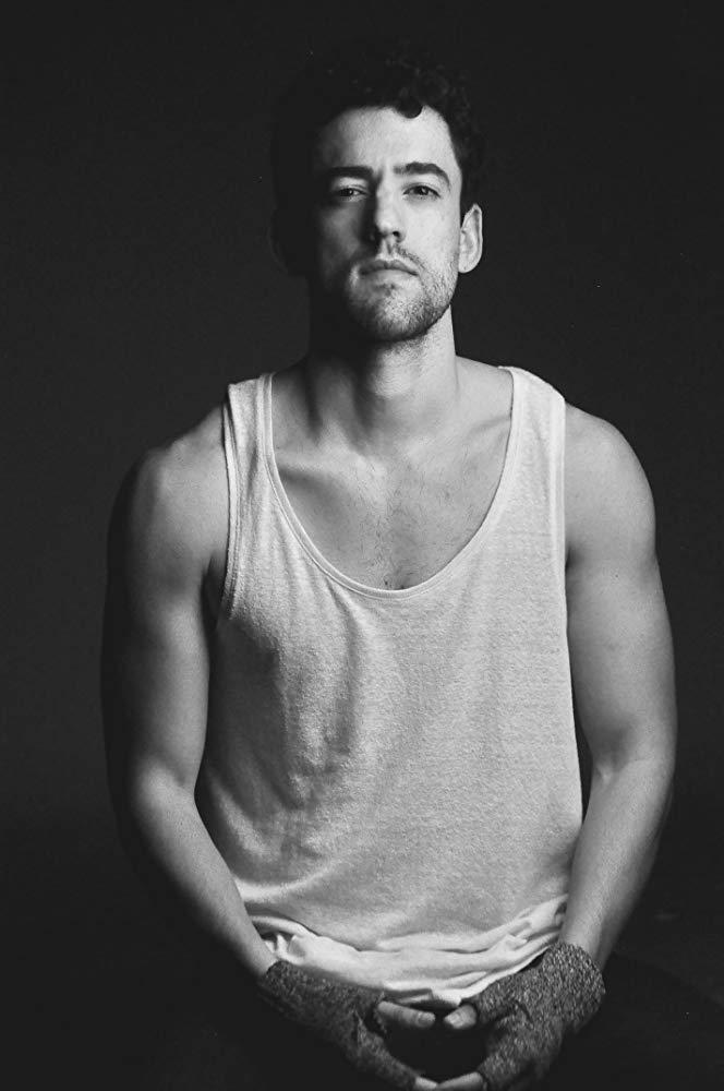 Луис херардо мендес торс. Луис херардо мендес. Самбрано бонилья яндри херардо. Luis gerardo mendez. Луис херардо мендес.