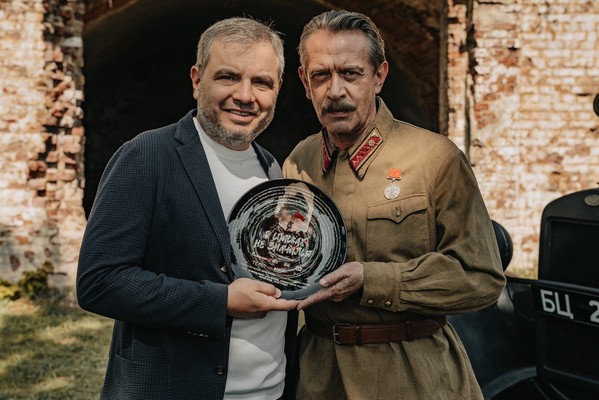 Кадр фильма В списках не значился