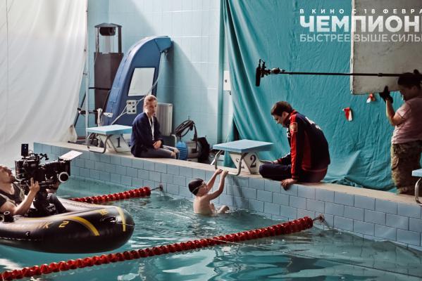 Кадр со съемок фильма Чемпионы: Быстрее. Выше. Сильнее