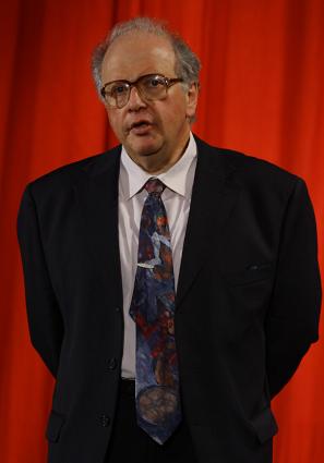 Павел Любимцев