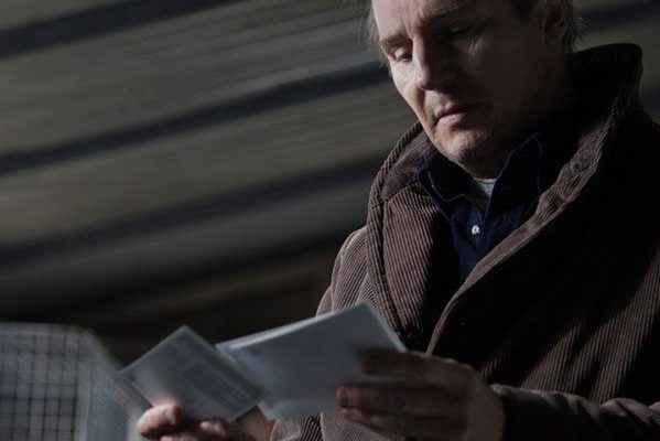 Кадр фильма Прогулка среди могил
