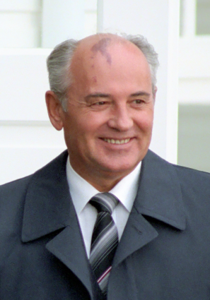 Михаил Горбачев