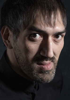 Гарик Айвазов
