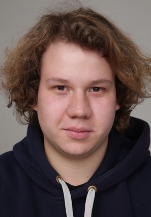 Павел Комаров
