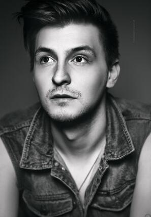 Дмитрий Тихонов