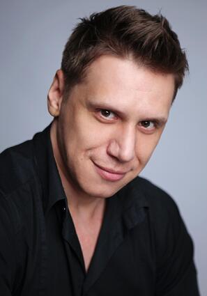 Александр Караваев