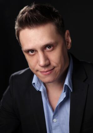 Александр Караваев
