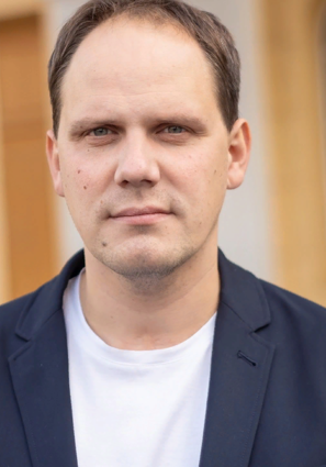 Антон Желнов
