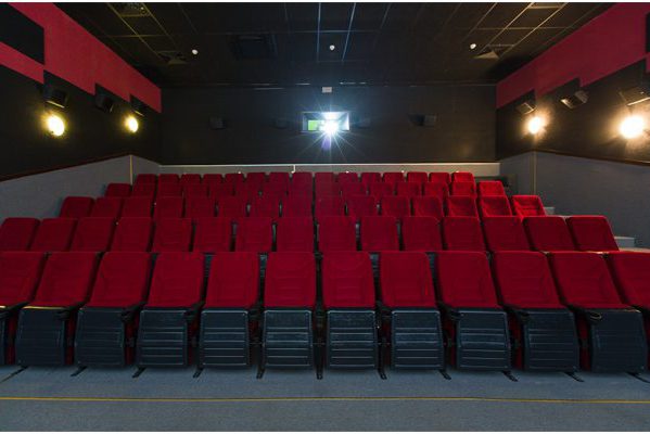 ивантеевка кинотеатр в ивантеевке. черемушки торговый центр иллюзион парк. кинотеатр владивосток камерный зал. кинотеатр оскар хабаровск. иллюзион владивосток 2 зал.