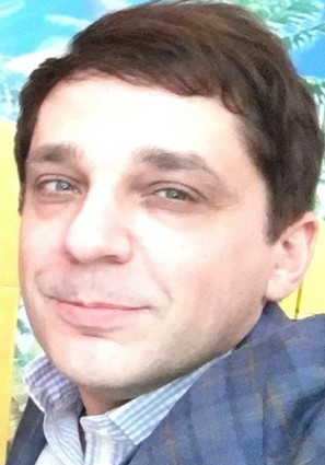 Александр Наумов