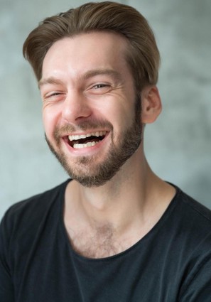 Евгений Петров